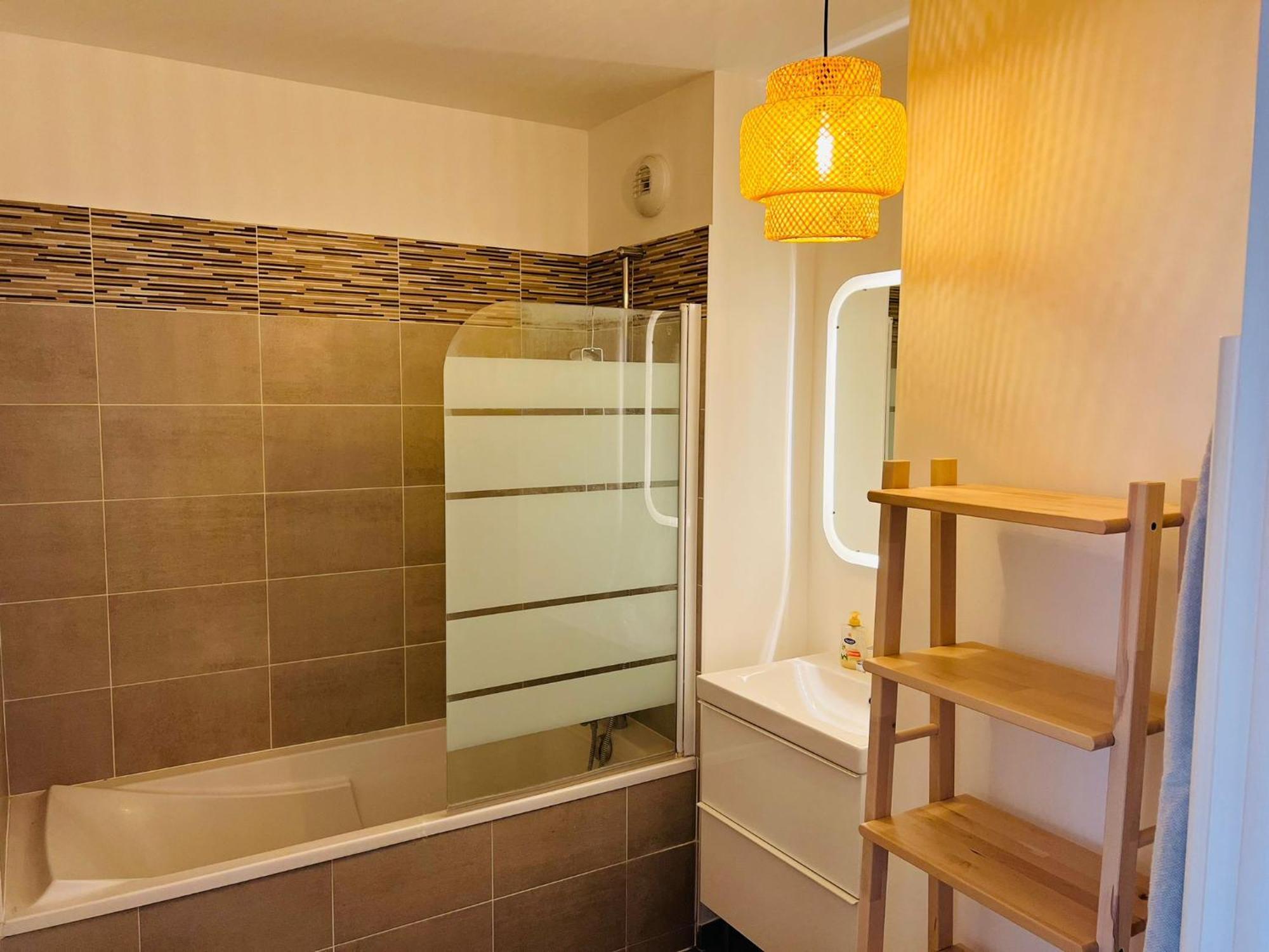 Апартаменты Harmonieux/Bezannes/Pkg Prive Экстерьер фото
